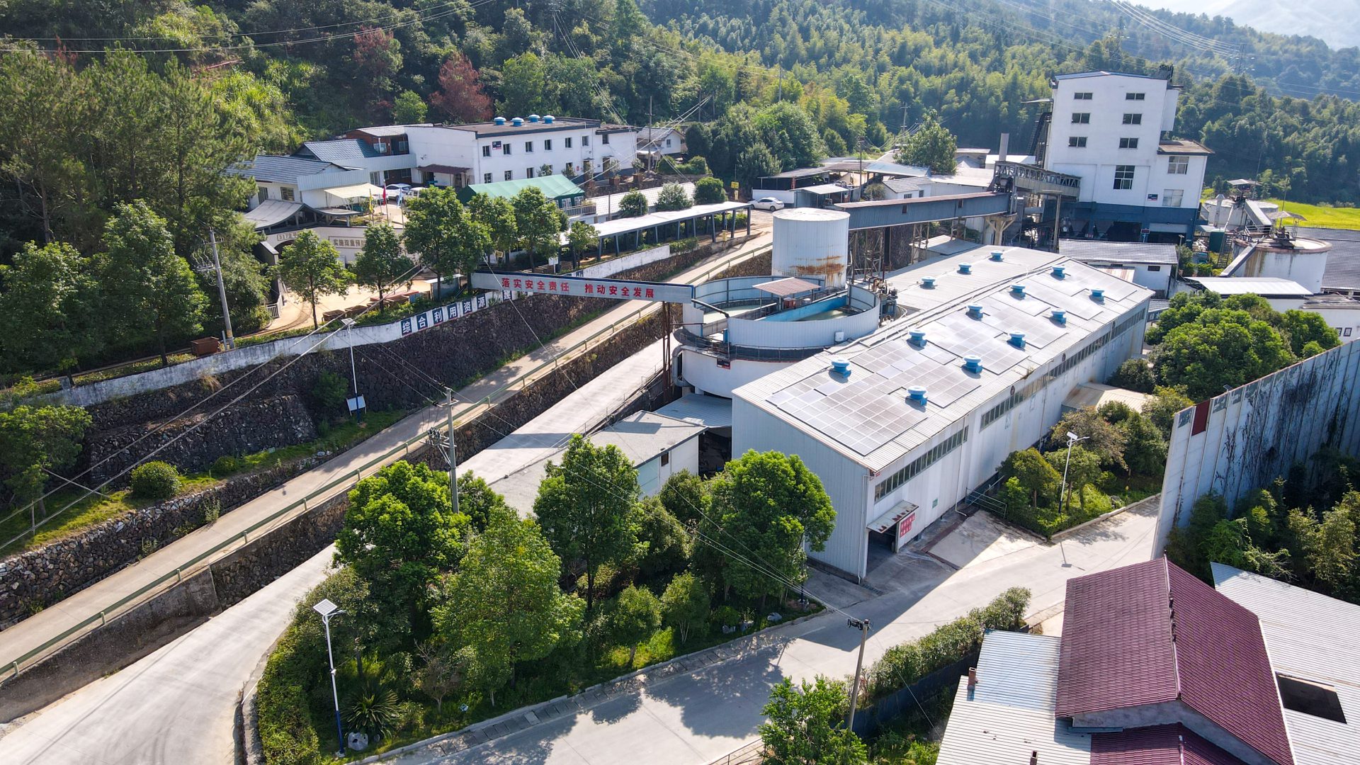 4d6be4fb40b1668711b5f48841f20e3